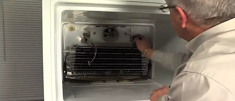 Refrigerator Evaporator Fan Starts And Stops: Common Causes