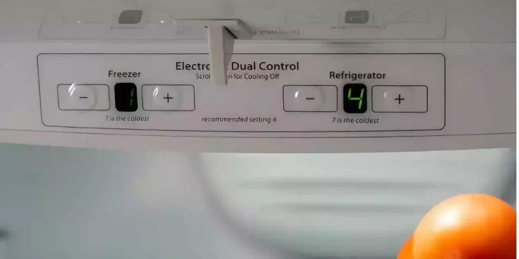 is it normal for refrigerator temperature to fluctuate