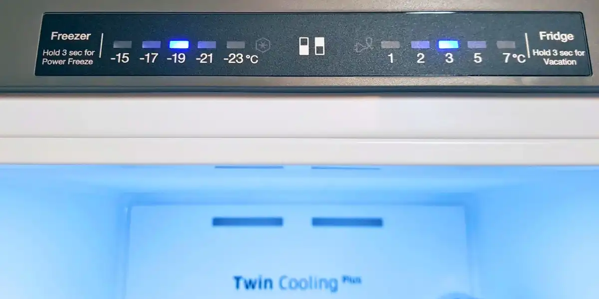 what temperature should my samsung refrigerator be set at