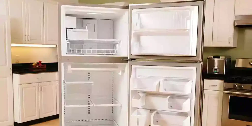 why does my frigidaire refrigerator keep turning off and on