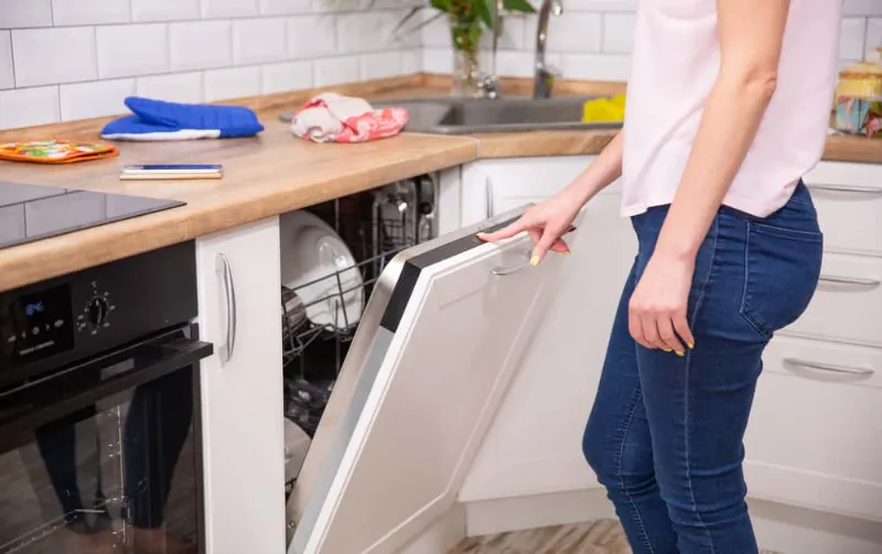 Are Vinyl Stickers Dishwasher Safe? Enduring Decor Tips!