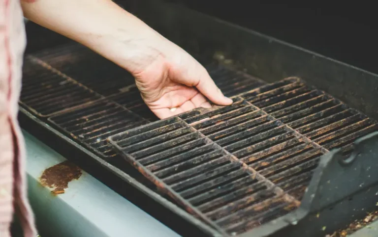 Can Grill Grates Go in Dishwasher? Safe Cleaning Tips