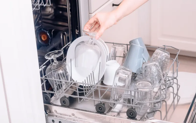 What to Do If Glass Breaks in Dishwasher: Quick Solutions for Safely Cleaning Up