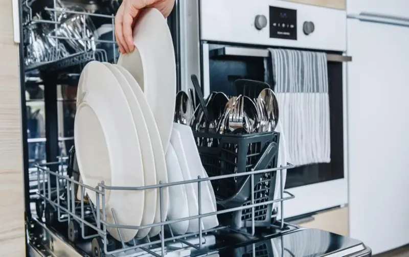 When Purchasing a Dishwasher a Manager Can Tell Top Tips 1