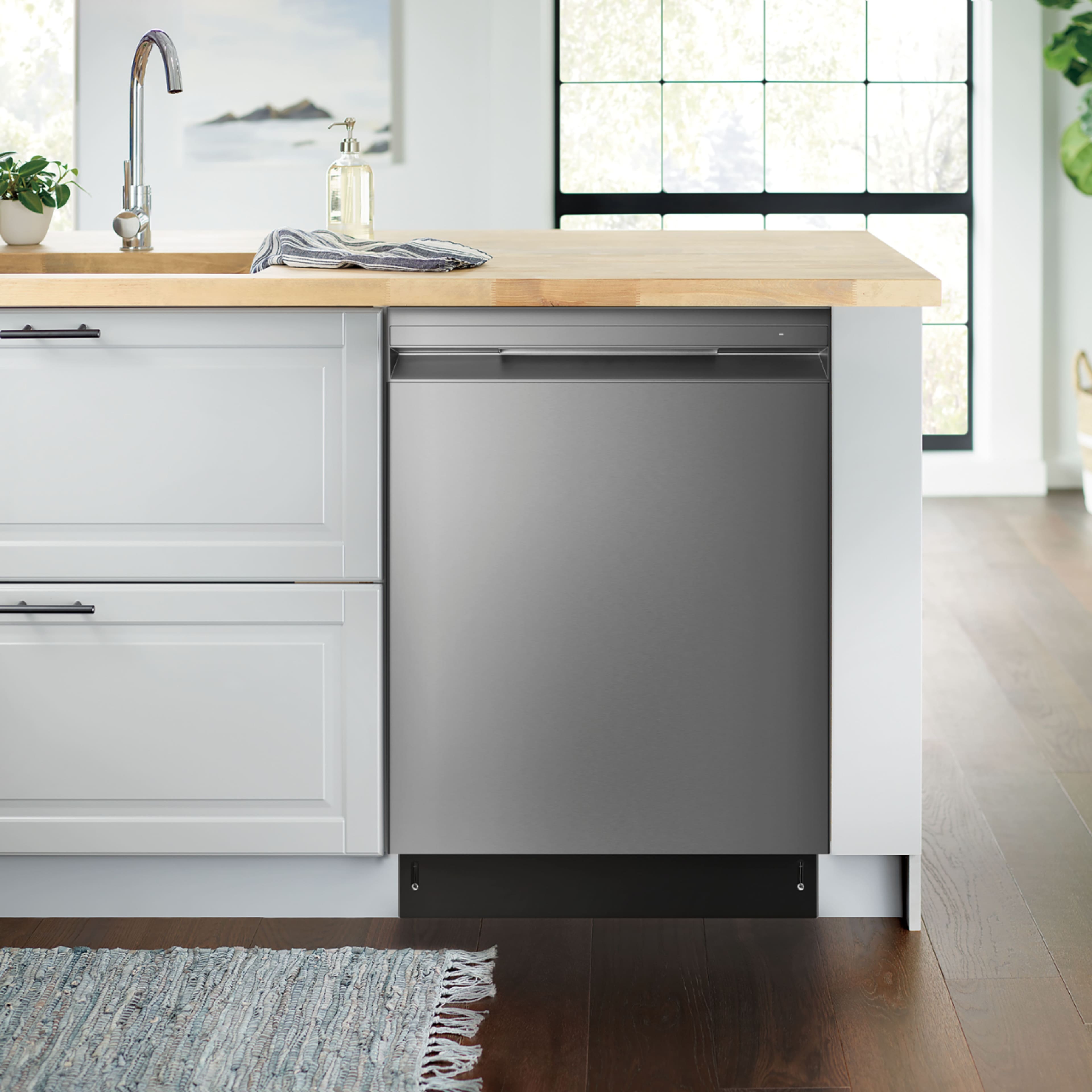 Who Makes Insignia Dishwashers? 1 Insignia Dishwasher Capacity