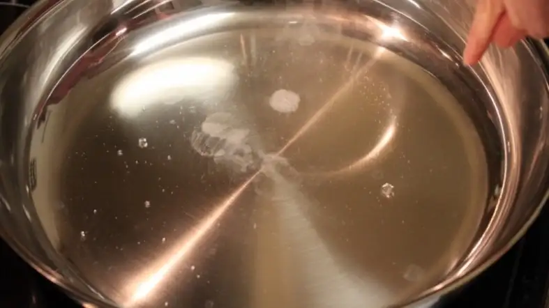 Can You Use Metal Spatula On Stainless Steel Pan? 1 Disadvantages of Using a metal spatula on stainless steel pan