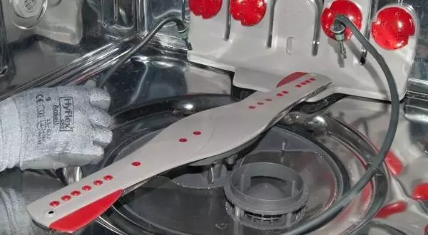 25 Most Common Cause Of A Dishwasher Leaking 2 Exposed Dishwasher Heater element Wire