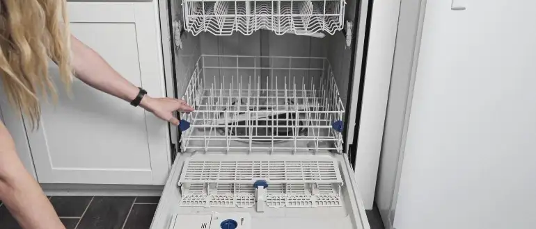 Can I Run The Dishwasher Empty To Clean It? 4 How to know if you need to clean your dishwasher