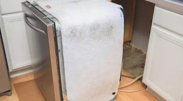 How To Pull Out A Dishwasher To Clean Behind It? Easy Steps 2 Pull out the Dishwasher