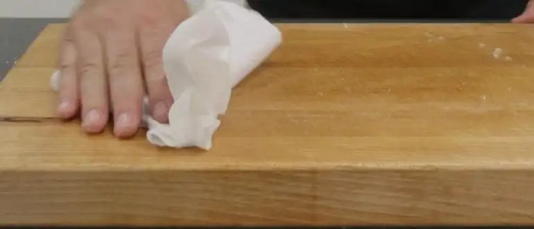 Can Wooden Cutting Boards Go In The Dishwasher? 4 Sanitizing Wooden Cutting Boards