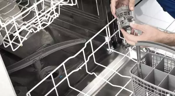Can You Put Drano In A Dishwasher? 3 What can I use to unclog my dishwasher?