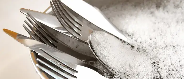 Can Silver Plated Cutlery Go In The Dishwasher? (Explained) 2 Which is the best detergent for washing silver cutleries