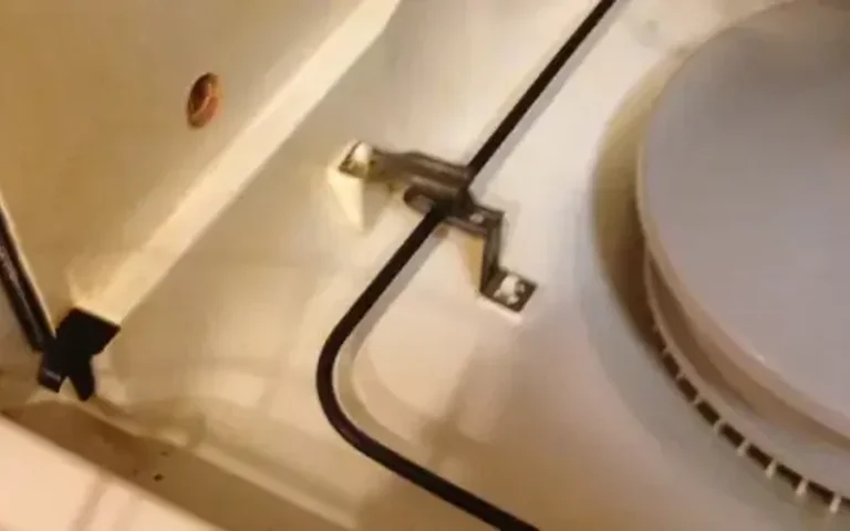 can i run the dishwasher empty to clean it featured