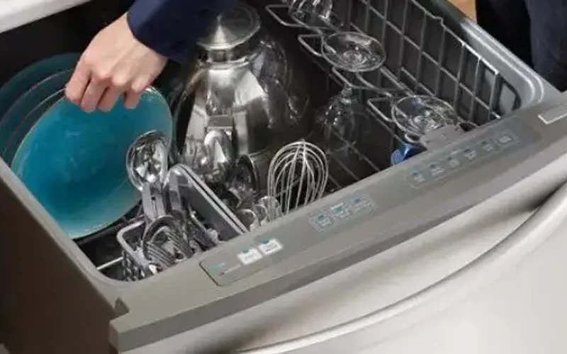 Can I Use CLR In My Dishwasher? Find Out Now! 1 can i use clr in my dishwasher featured