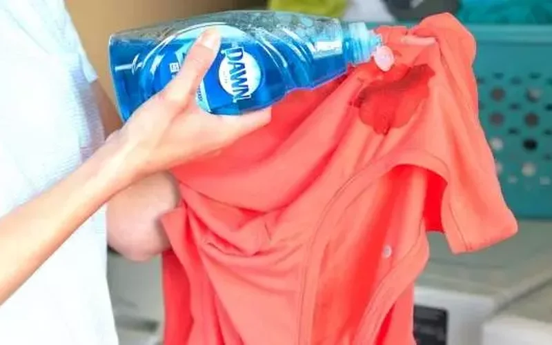 Can You Use Dish Soap As Laundry Detergent? 1 can you use dish soap as laundry detergent featured