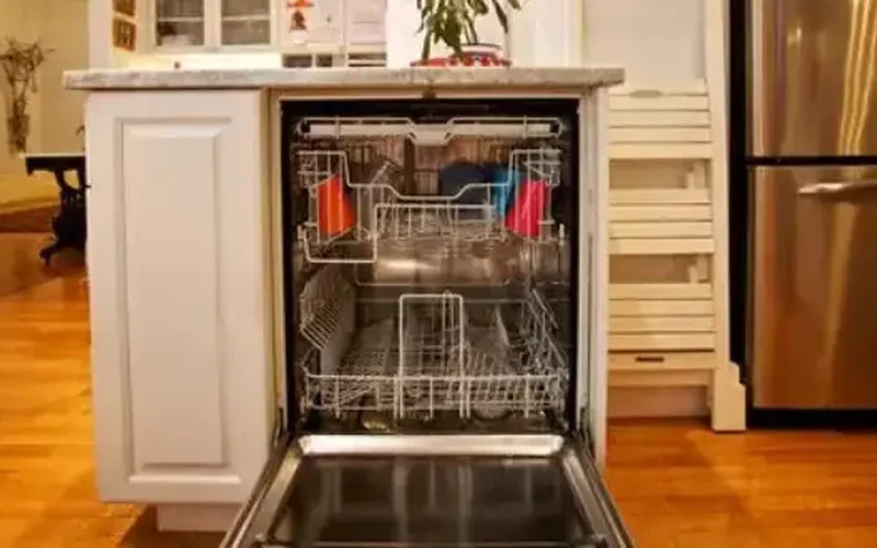 Should I Put A Dishwasher In My Rental Property? 1 should i put a dishwasher in my rental property featured